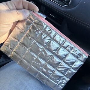 Clinique Quilted Metallic Silver Makeup Cosmetic Bag Pink Zip Travel Pouch 9”x6”